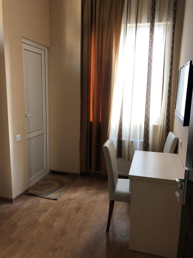 Hotel Nikea كوتايسي المظهر الخارجي الصورة
